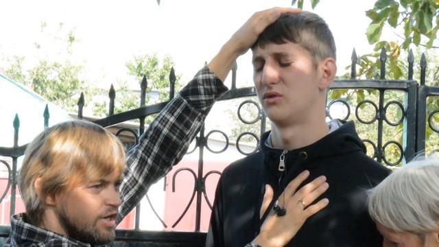 Освобождение.. покаяние и крещение Святым Духом! "Звенигородка" смотреть онлайн