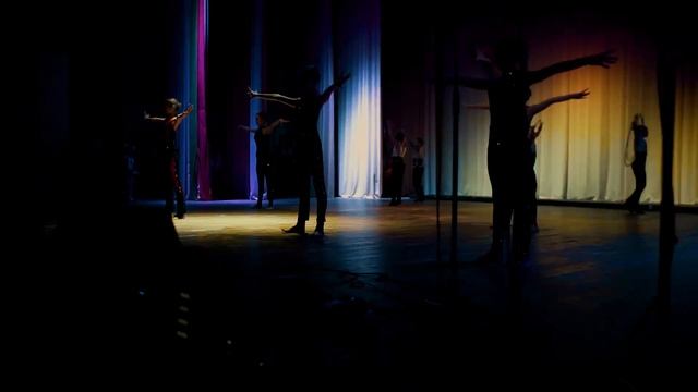 Цирк. Парная акробатика . Поддержки. Современная хореография . Цирковая студия Fenix Кобрин. 2020 смотреть онлайн