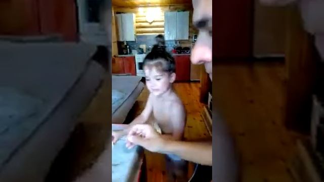 прокол ушей смотреть онлайн