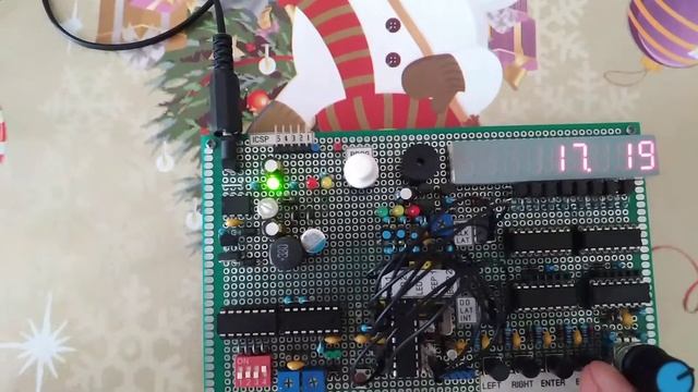 Макетная плата на микроконтроллере. смотреть онлайн