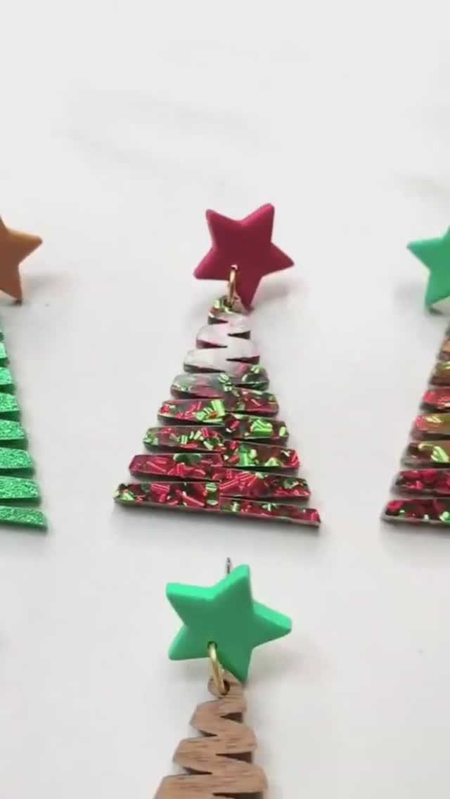 Серьги в виде рождественской елки #shorts # #урок смотреть онлайн