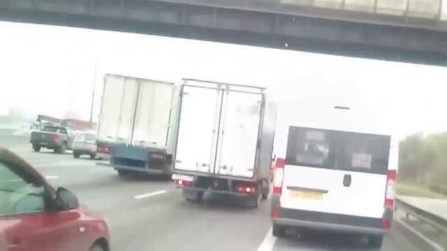 Расход бензина в легкой пробке Lexus LX 570 2012 смотреть онлайн