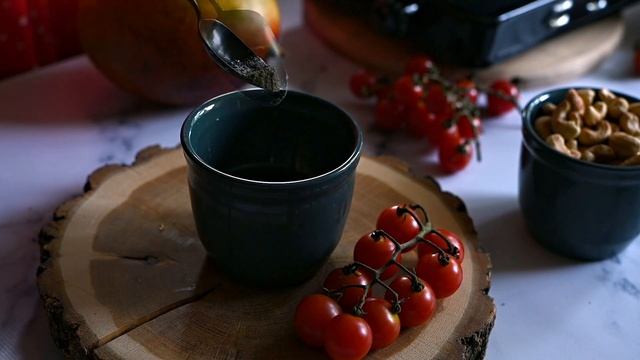Салат с манго помидорами черри и карамелизированным филе смотреть онлайн
