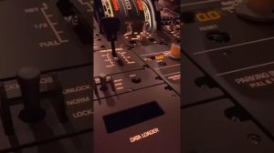 Начните свою карьеру пилота авиакомпании,