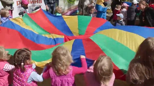 Аниматоры Миньоны на Детский праздник. Участие в фестивале "Днi Натхнення" г. Ирпень смотреть онлайн