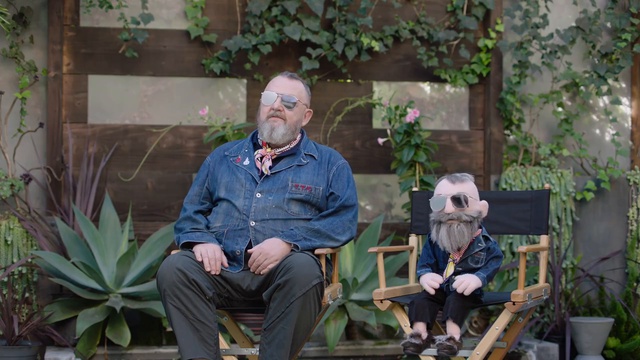 Настоящая дружба в рекламе Mercedes-Benz смотреть онлайн