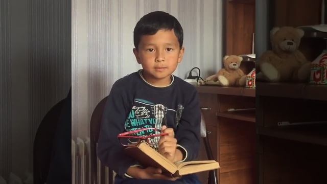 КАК ПРОЧИТАТЬ КНИГУ ЗА 10 СЕКУНД??? смотреть онлайн