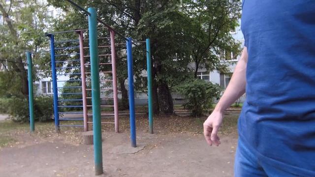 Разминка на турнике перед съемкой видео о Black Metal. 20 лет в спорте а ни хрена не умею / Бой ушу смотреть онлайн