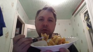 АСМР ИТИНГ. КУШАЮ ЖАРЕНУЮ КАРТОШЕЧКУ