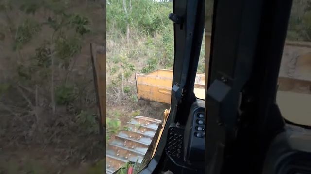 Gradagem para pastagem com komatsu d51 e grade 16 32 смотреть онлайн