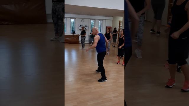 ТАНЕЦ С ВОЙТОЙ ЛАЦКО смотреть онлайн