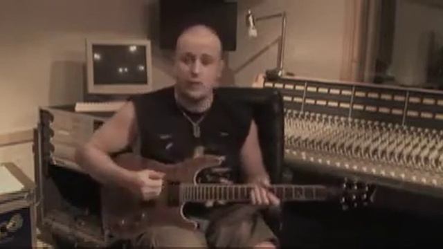 Dave Sheldon of MAN WITH TARGET - CORT Guitars смотреть онлайн