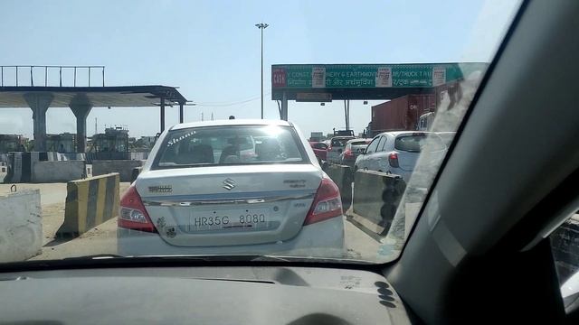 Hyundai Aura CNG | Milage Test With AC @ Top Speed 155++ || Motorsio || Watch Till End смотреть онлайн