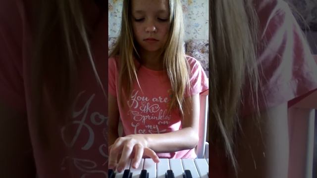 Как я училась играть на эл. пианино смотреть онлайн