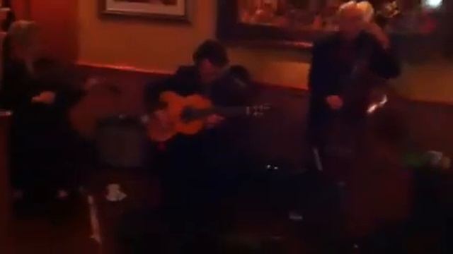 Gypsy Jazz at Maestro смотреть онлайн