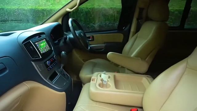 HYUNDAI H-1 ROYALE 2.5 CRDI DIESEL 2020 BLACK ON BEIGE