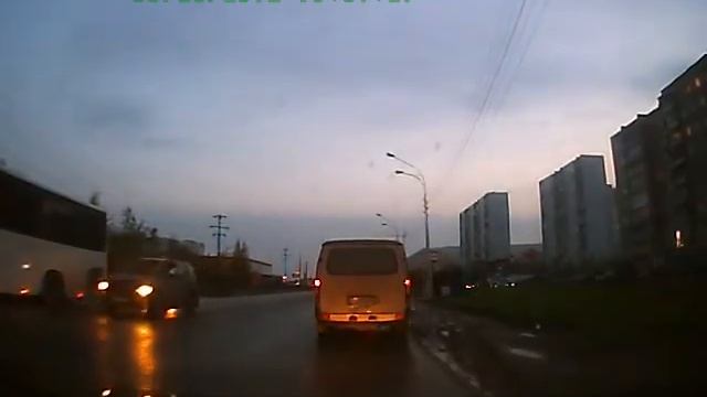 Forester vs Moped смотреть онлайн