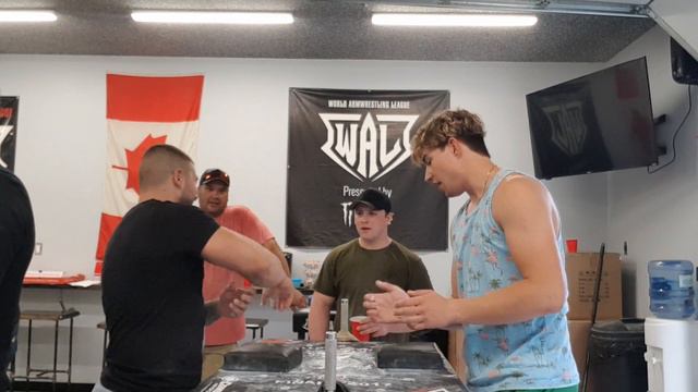 Arm Wrestling Practice With Matt Mask | Part 1 смотреть онлайн