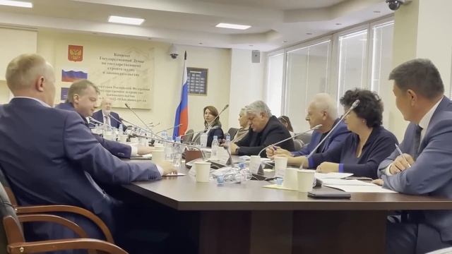 ГЛАЗКОВА СПОРИТ С ЕДИНОРОССОМ. АРГУМЕНТЫ ЕДИНОРОССА. ДЭГ смотреть онлайн
