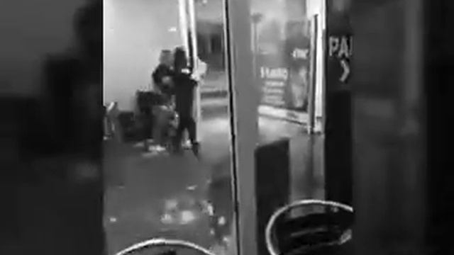 DIR EN GREY - 京 (KYO)愛してる。FROM: B R. смотреть онлайн