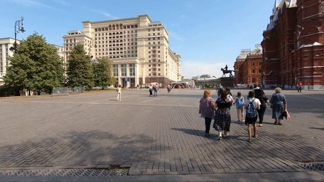МОСКВА. АЛЕКСАНДРОВСКИЙ САД. ПОЧЕТНЫЙ КАРАУЛ. КРАСНАЯ ПЛОЩАДЬ. смотреть онлайн