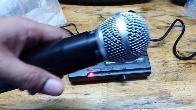 SHURE (IMIT.) LOOKS LIKE LEGIT! SINGLE WIRELESS MIC...TEST & REVIEW. смотреть онлайн