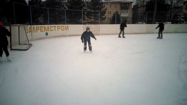 Весёлое воскресение на катке. Продолжение. смотреть онлайн