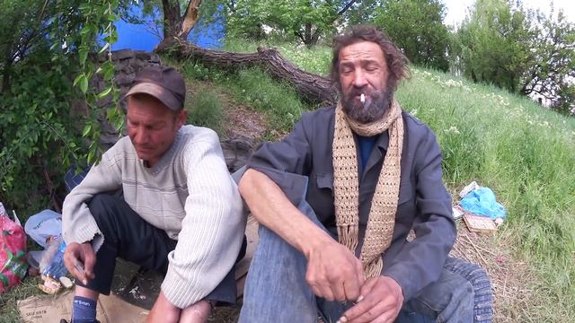 ХИККАН №1 | ПОЧЕМУ БОМЖИ НЕ В ТЮРЬМЕ? КАК РОДЖЕР БЫЛ В РАБСТВЕ? ДЁРГАНЫЙ РОДЖЕР смотреть онлайн