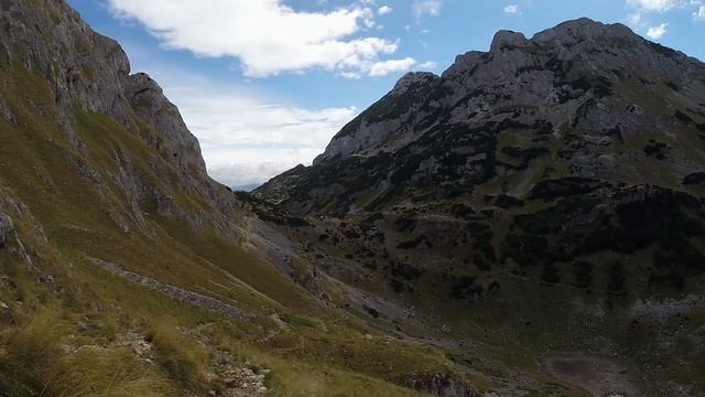 Жабляк, мост Джурджевича, подъем на Боботов-Кук - другая Черногория. Самостоятельный тур, часть 10. смотреть онлайн