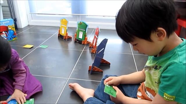 Post Box Game Review - Orchard Toys смотреть онлайн