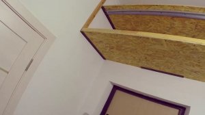 Нет кладовки - не беда. Соорудим антресоль.