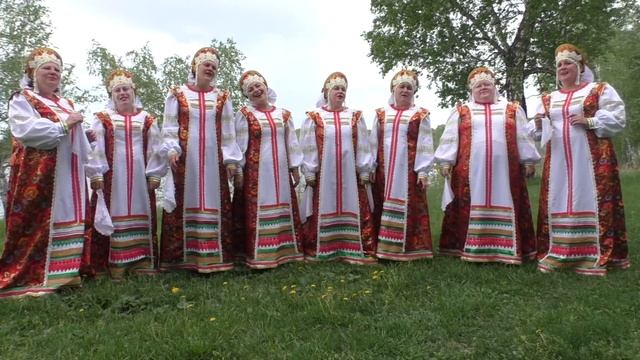 Женская вокальная группа ансамбля Деревенька-В разгаре лета. смотреть онлайн