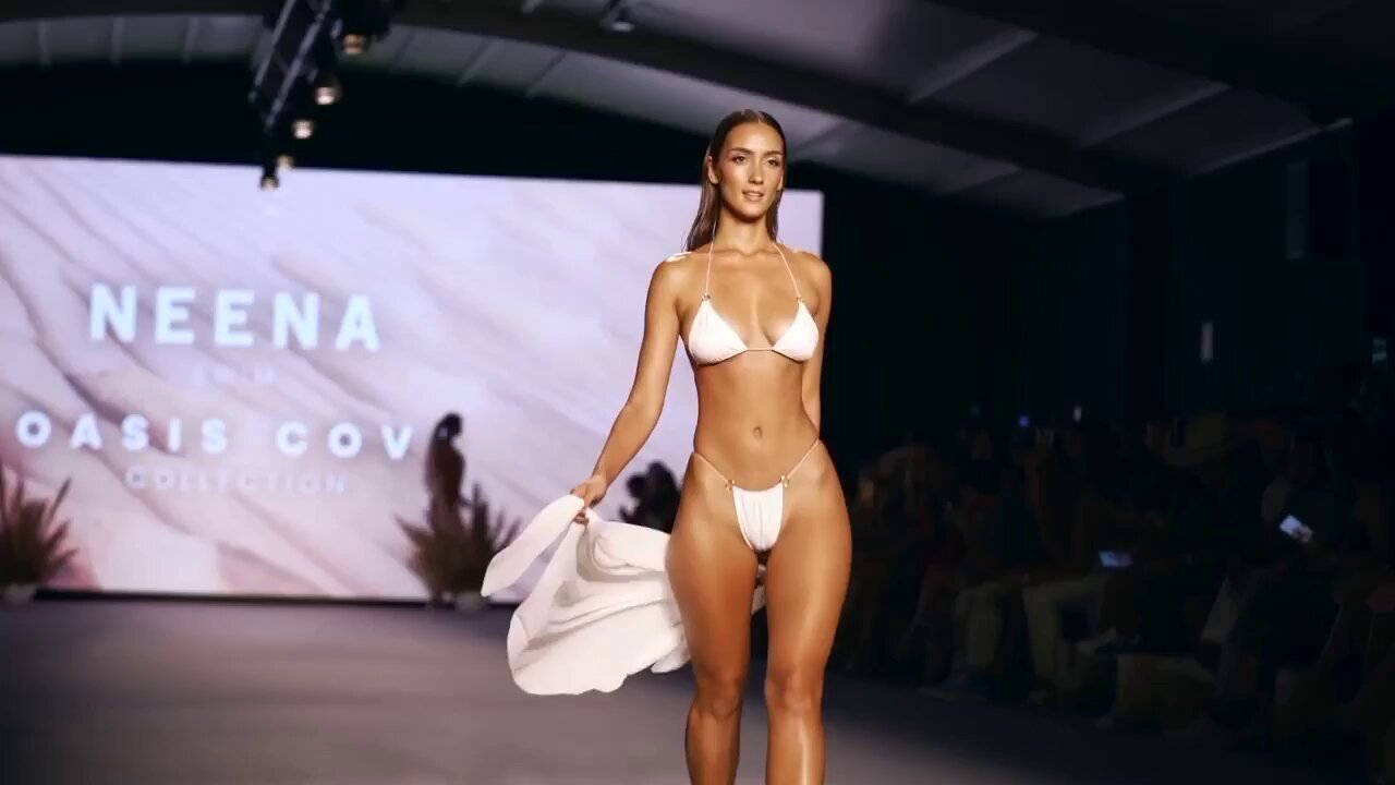 Priscilla Ricart in Slow Motion _ Oh Polly _ Miami Swim Week 2021 смотреть онлайн