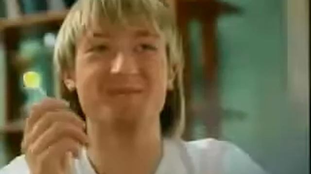 Е. Плющенко в рекламе Чупа Чупс! :) E. Plushenko in advertising Chupa Chups! :) смотреть онлайн