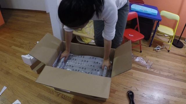 Unboxing of YAMAHA EMX 5 Mixer смотреть онлайн