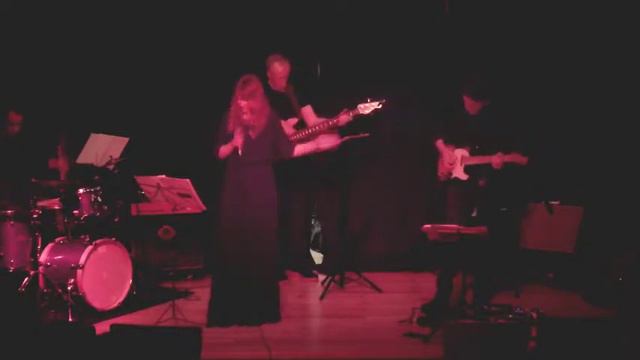 Katrin Eggert live in Essen: Roxanne смотреть онлайн