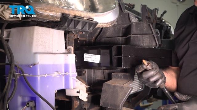How to Replace Bumper Impact Absorber 2008-2013 Nissan Rogue смотреть онлайн