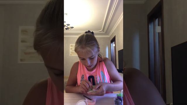 Как заделать слайм из Клея эрик Краус смотреть онлайн