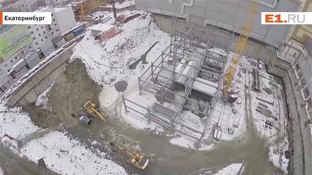 Пролетая над пятым "Гринвичем": Е1.RU посмотрел, что выросло за деревянным забором стройки смотреть онлайн