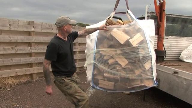 Wemyss Firewood Delivery.mov смотреть онлайн
