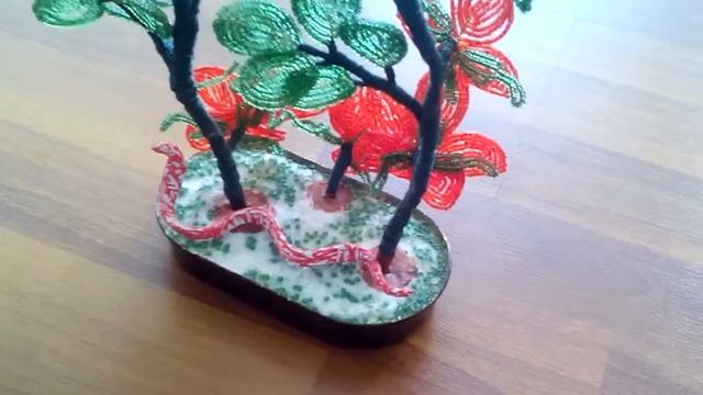 Бисерные цветы. красивая поделка змея в бисерных цветах 2016 смотреть онлайн