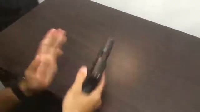 Популярный звук с пистолета! смотреть онлайн
