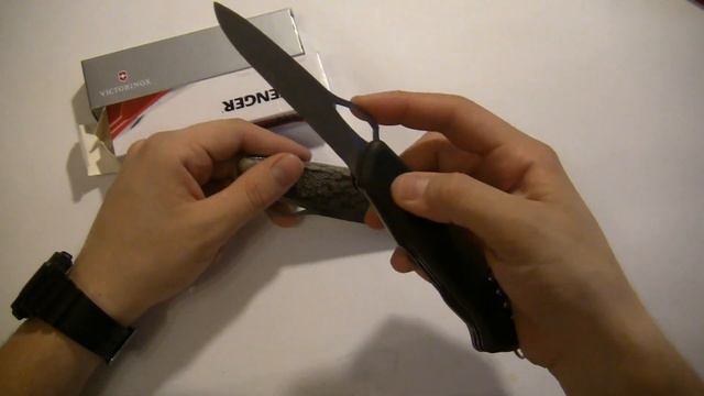 Victorinox Rangergrip 61 Vs Wenger Rangergrip 61 [Обзор Delemont коллекции]