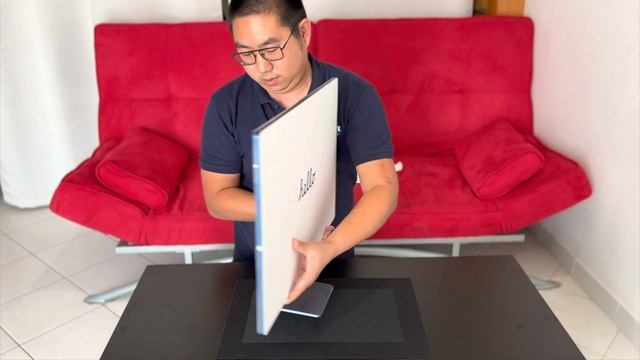 Déballage de l'Apple iMac M1 24 pouces Bleu 2021 filmé avec le Cinematic Mode (iPhone 13 Pro) смотреть онлайн