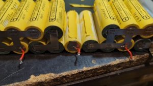 Ремонт батареи электросамоката. Замена ячеек.