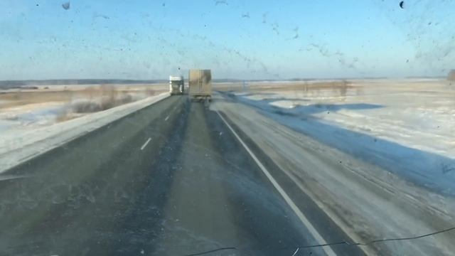 Торопыги на трассе . Все куда то спешат . смотреть онлайн
