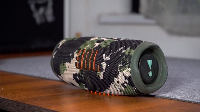 Пара JBL Flip 6 или Charge 5. Сравнение в СТЕРЕО режиме смотреть онлайн