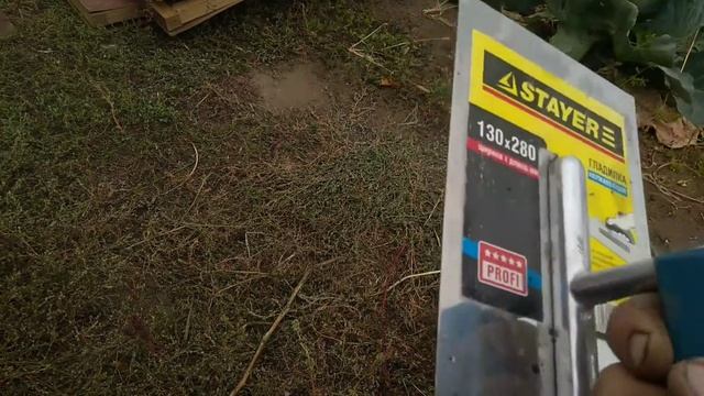 Гладилка нержавеющая ржавеет на второй день после небольшой работы.