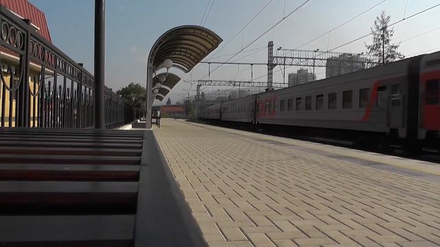 Прибытие 2ЭС4к-105 с поездом №283 Москва — Сочи на станцию Сочи смотреть онлайн