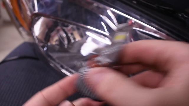 Amazon Headlight Bulbs are Getting Out of Hand смотреть онлайн